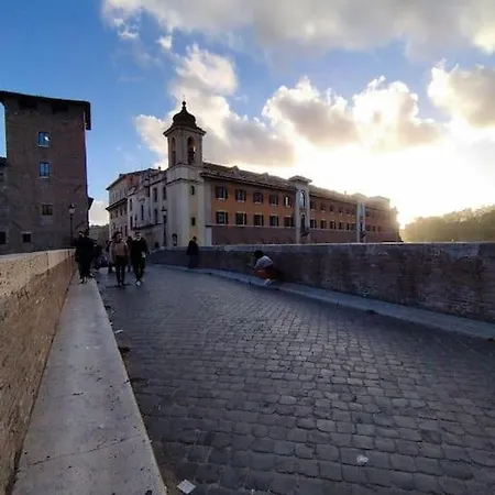 Vatican House Entire With 2 Bedrooms & 2 Wi-fi 罗马