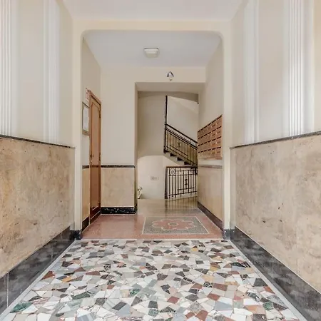 Vatican House Entire With 2 Bedrooms & 2 Wi-fi * 罗马