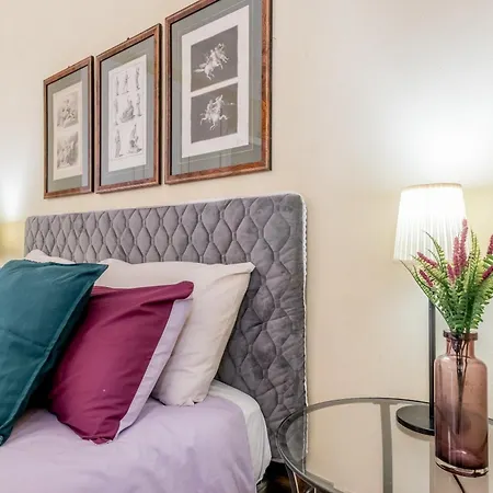 Vatican House Entire With 2 Bedrooms & 2 Wi-fi 公寓 *