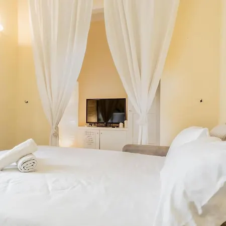 Vatican House Entire With 2 Bedrooms & 2 Wi-fi Appartement